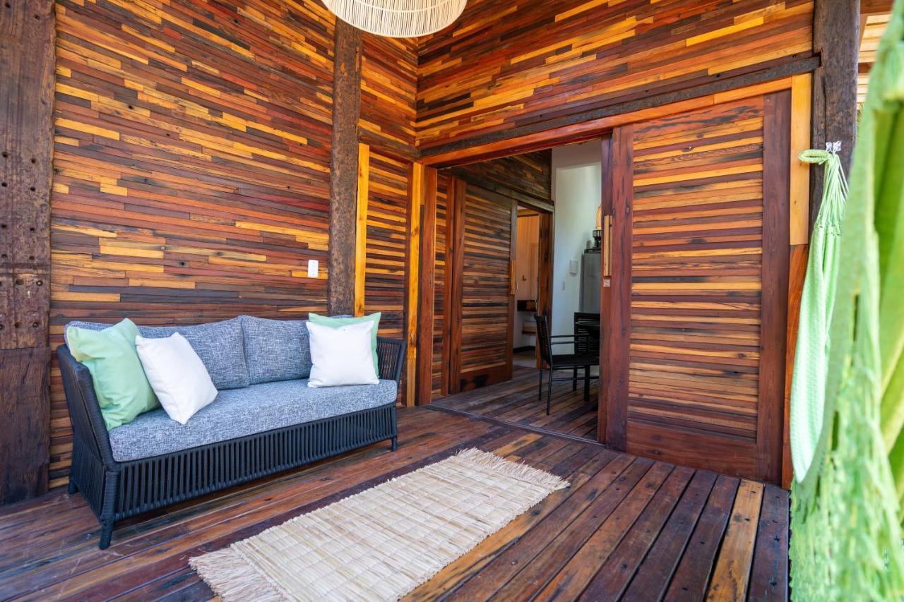 Akua Bungalows Marau  Bagian luar foto